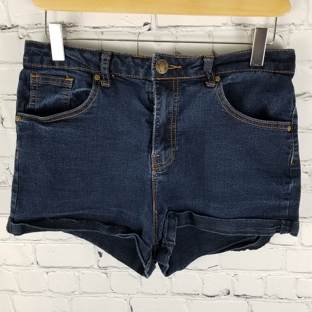 CALI | Ultra High Rise dark wash jean shorts